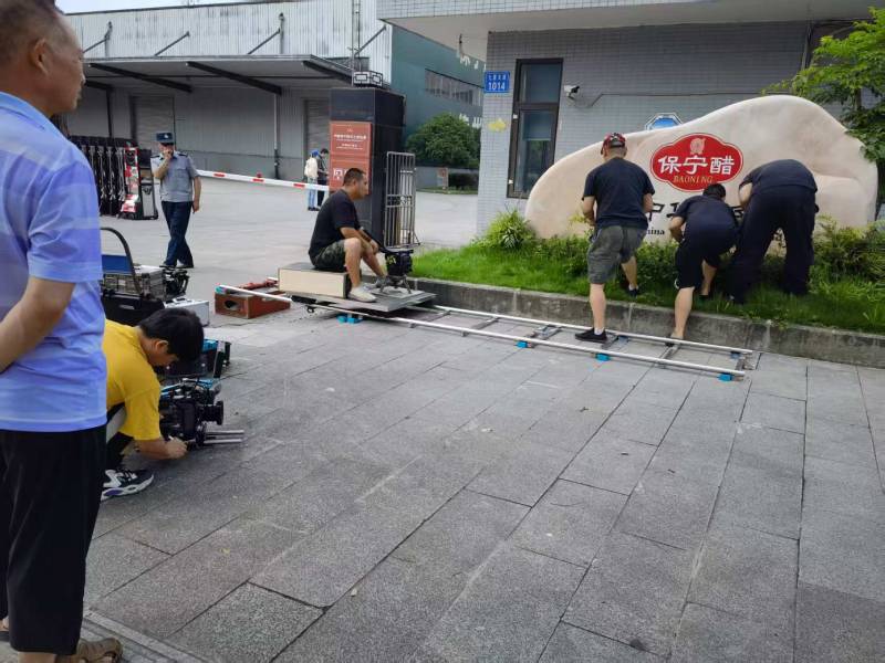莱山区广告片拍摄公司核心优势：全流程服务，让品牌广告片省心更出彩